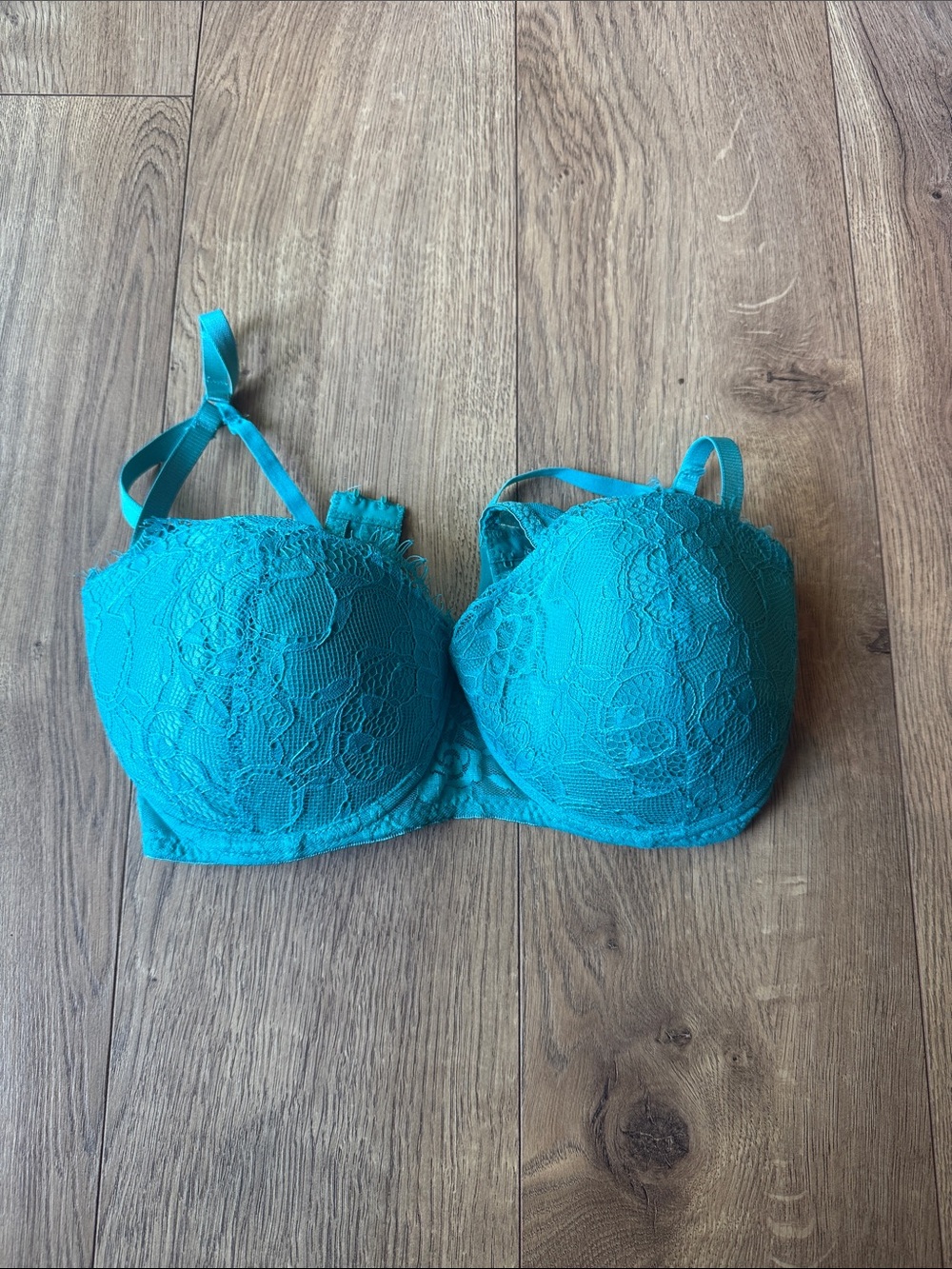 Lace Underwire Bra in Teal - Women's Intimates